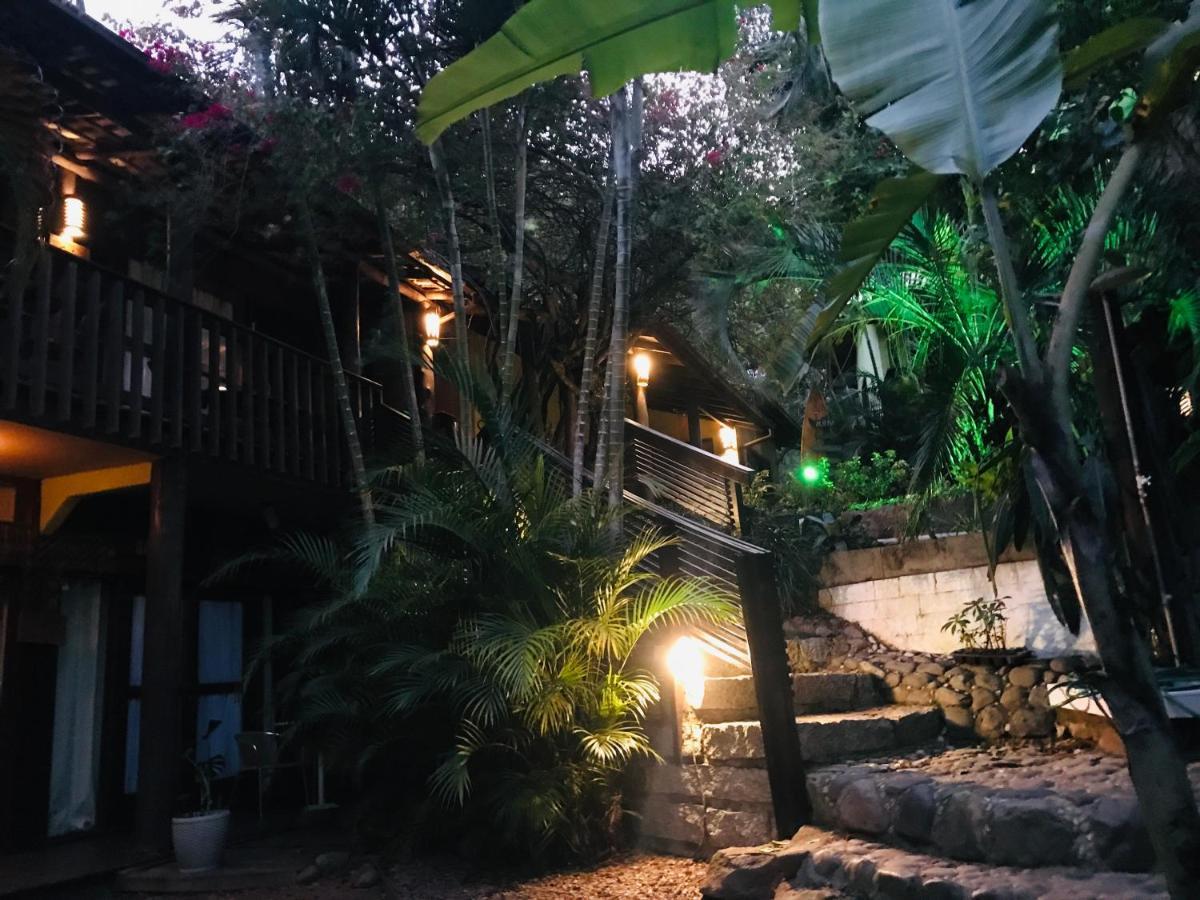 Pousada Aloha Beach House Praia do Rosa Luaran gambar